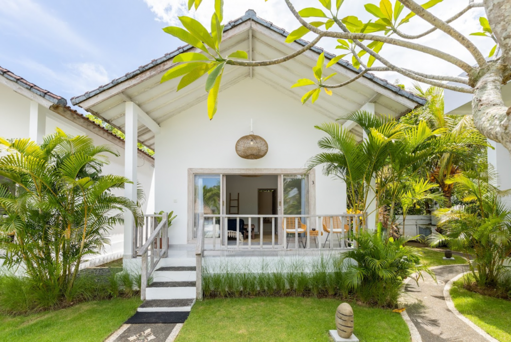 Jepun Sari Uluwatu Bali Pecatu