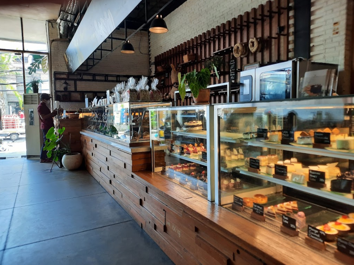 Livingstone Cafe & Bakery Kerobokan